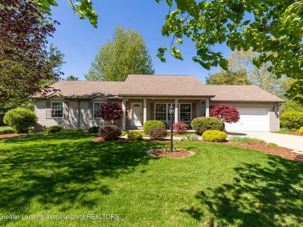 2871 Old Hickory Ln, Charlotte, MI 48813