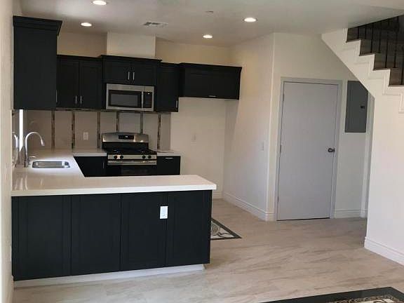 2nd image of 1755 Heywood St #104
