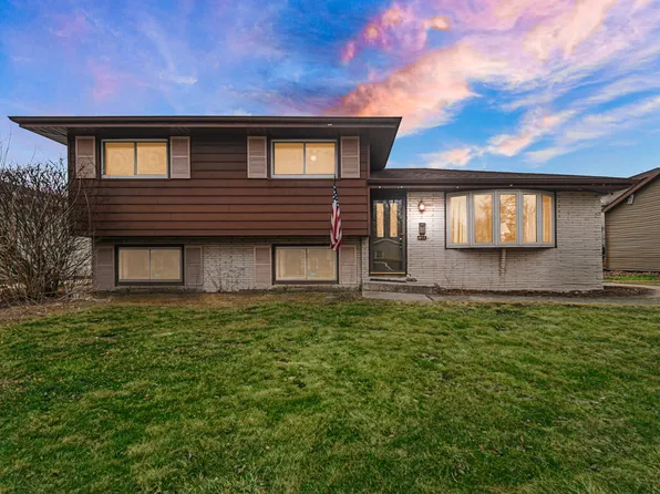 1509 Swift St, Hobart, IN 46342