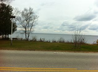 5084 Bay Shore Dr, Sturgeon Bay, WI 54235