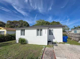 648 W 10th St, Riviera Beach, FL 33404