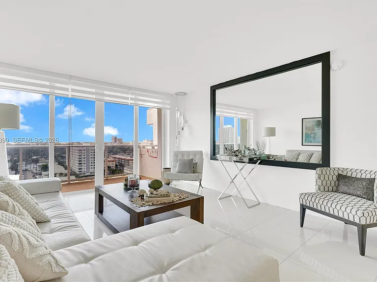 3140 S Ocean Dr #1211 — Photo 21