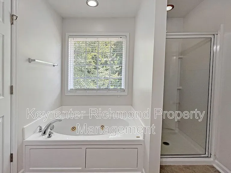 4112 Water Overlook Blvd — Photo 23