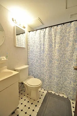 Rented by Compass | media 9