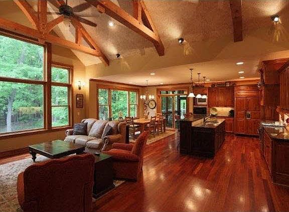 4th image of 2561 N Saunders Lake Drive