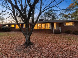 2141 Sun Crest Ln, Chattanooga, TN 37421