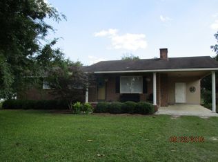 626 Blue Bird Rd, Moultrie, GA 31788