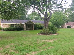 329 Flenniken St, Gladewater, TX 75647