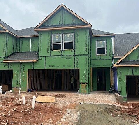 2nd image of 710 Blackpool Dr