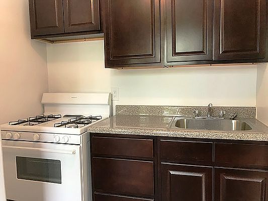 3rd image of 58-55 202nd St #2