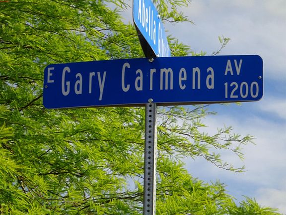 5th image of 1020 Gary Carmena Ave