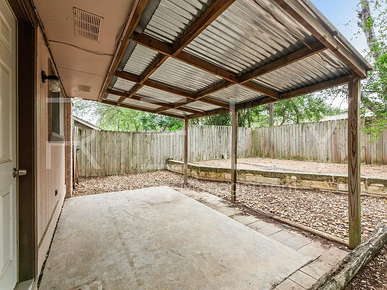 1005 Milford Way #A — Photo 27