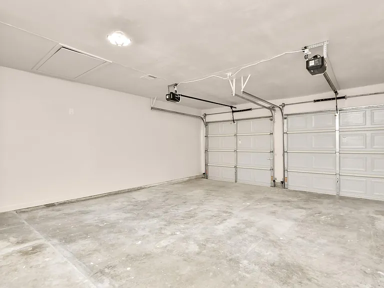 7403 Shady Arbor Ln — Photo 36
