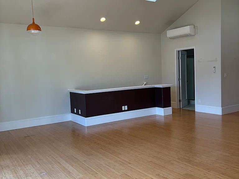 527 Mendocino Ave #A — Photo 8