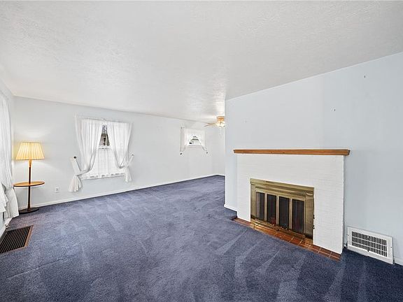 4th image of 4419 Muriel Ave