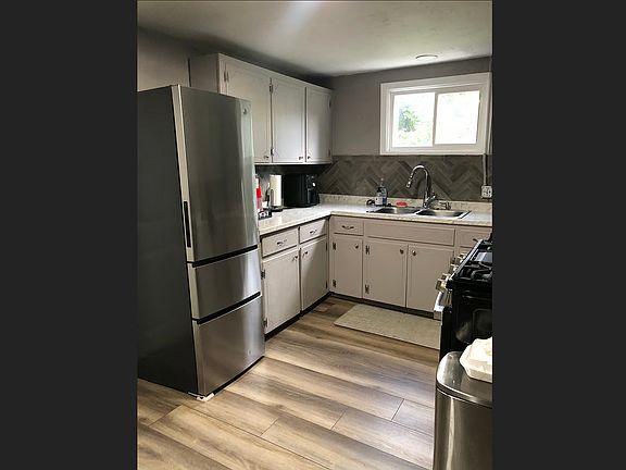 5th image of 2501 N Tremont St #A