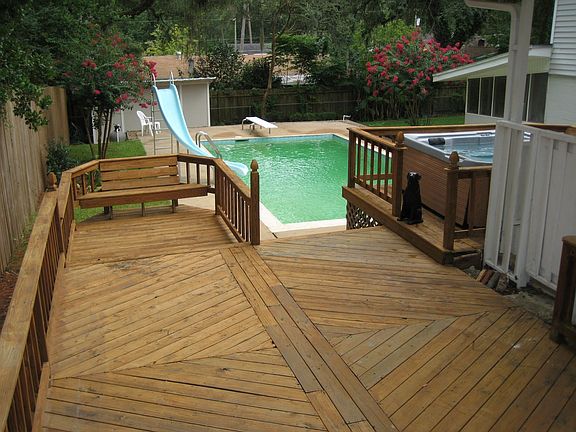 Pool, Deck, & Hot Tub
