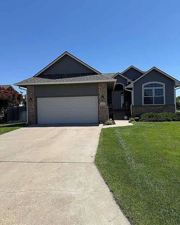 1st image of 2 Ember Way Cir