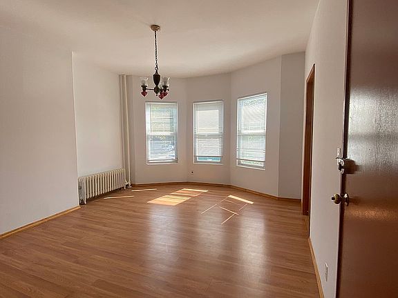 2nd image of 14-09 116th St #2