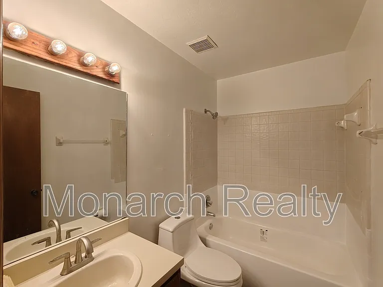 830 SW 56th Ter #830 — Photo 31