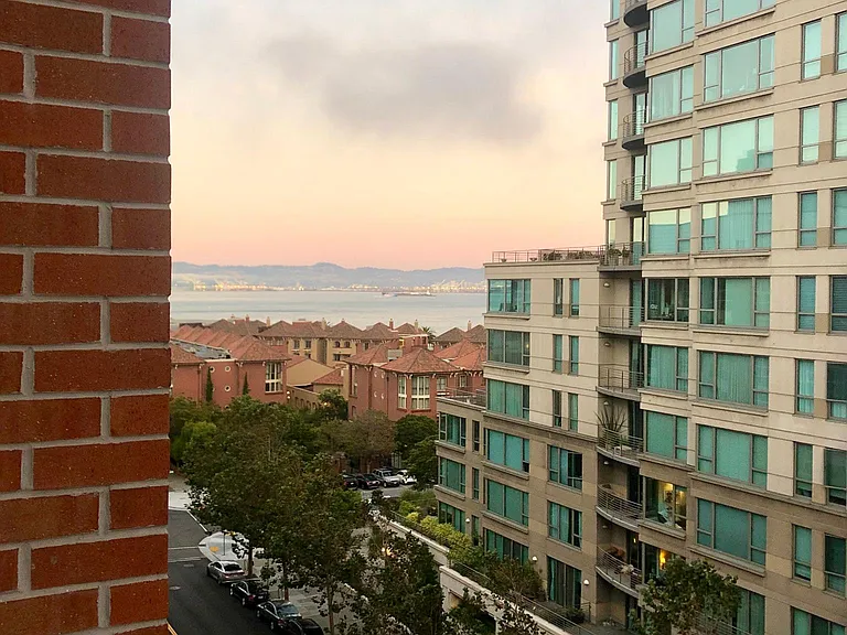 Water views, Brannan St below