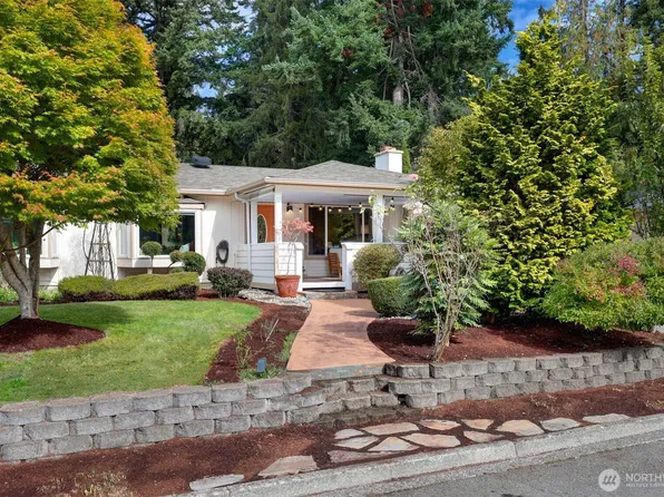 10442 NE 142nd Street, Kirkland, WA 98034