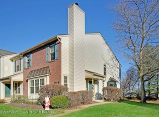 10 Stuart Dr APT 8, Freehold, NJ 07728