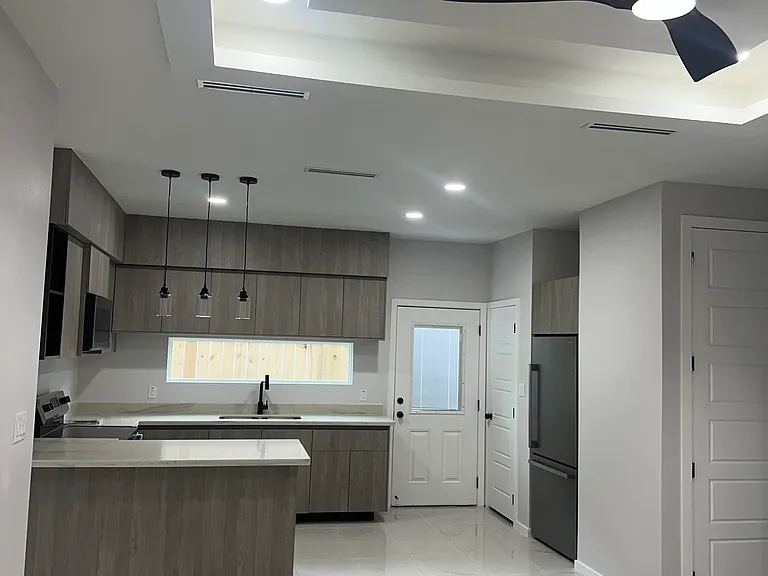 3701 S Sugar Rd #4 — Photo 3