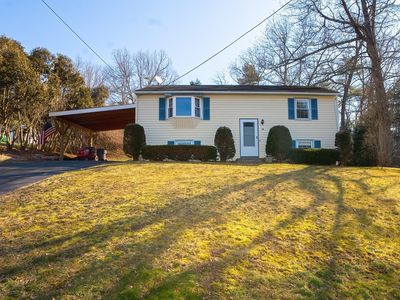 44 Pinewood Ln, Westfield, MA, 01085