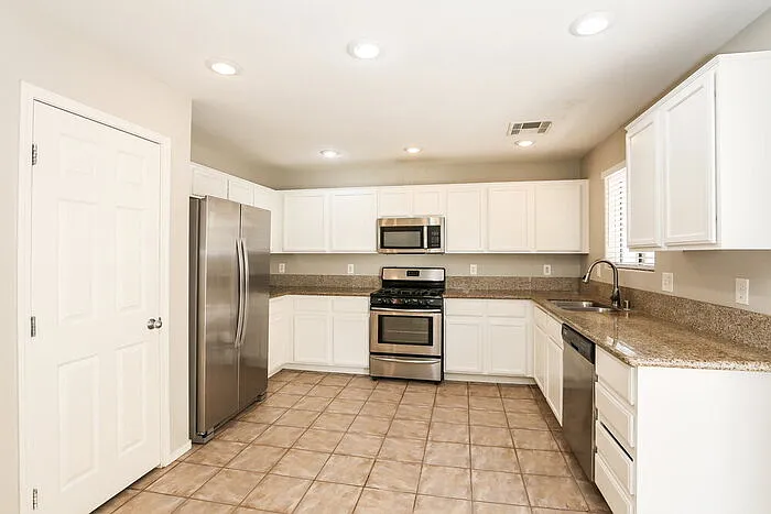 9714 Harper Edge St — Photo 6
