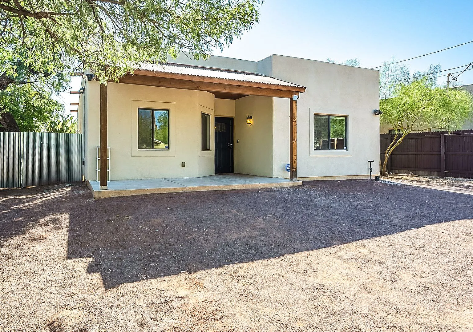 722 E. Mabel St. — Photo 1
