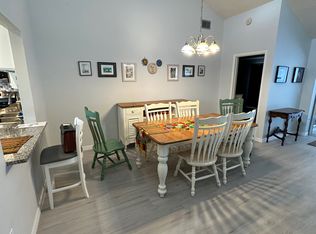 5371 Crestlake Blvd #57, Sarasota, FL 34233