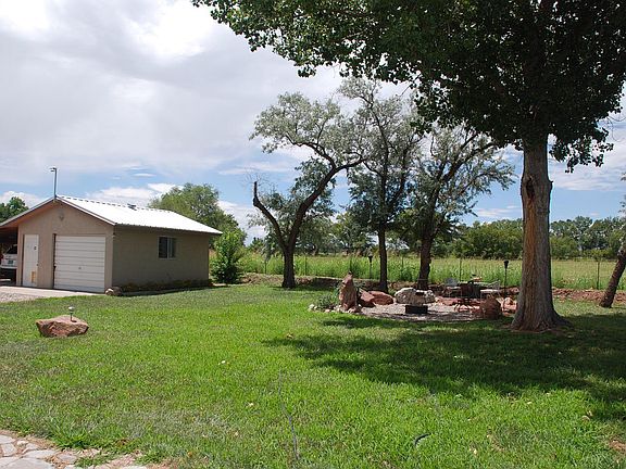 4th image of 23 Sand Hill Ln