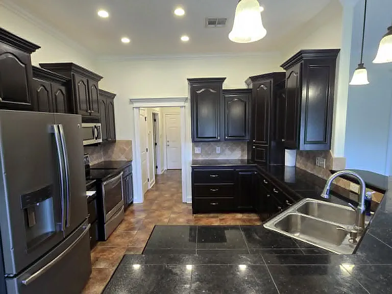 2619 E Robinwood Dr — Photo 3