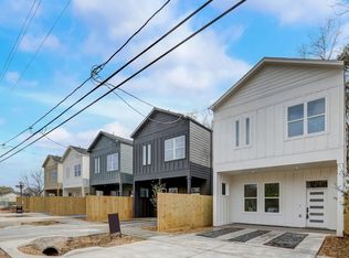 1215 Dewalt St, Houston, TX 77088