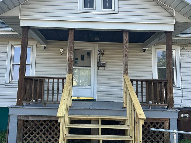 5230 Carthage Ave — Photo 1