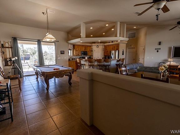 3rd image of 7639 N Sierra Vista Dr