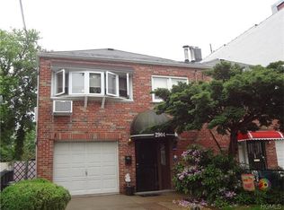 2904 Paine St, Bronx, NY 10461