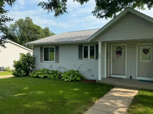 320 E Orbison St, Barneveld, WI 53507