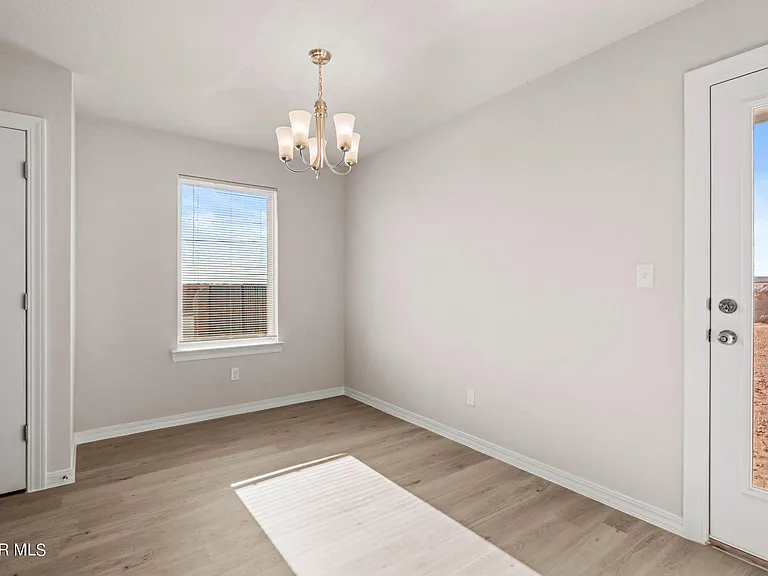 14541 Faxon Yucca Ave — Photo 11