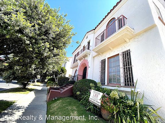 2nd image of 326 1/2 N Curson Ave #3316303