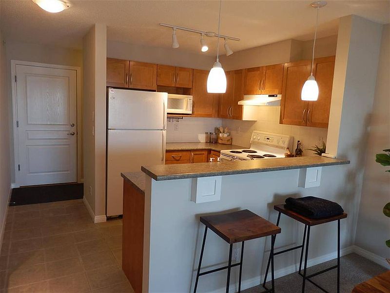 North Vancouver Apartment for rent - 1 Bedroom — photo 7