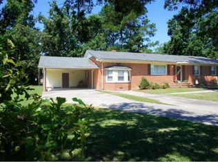 208 Hampton Dr, Plymouth, NC 27962