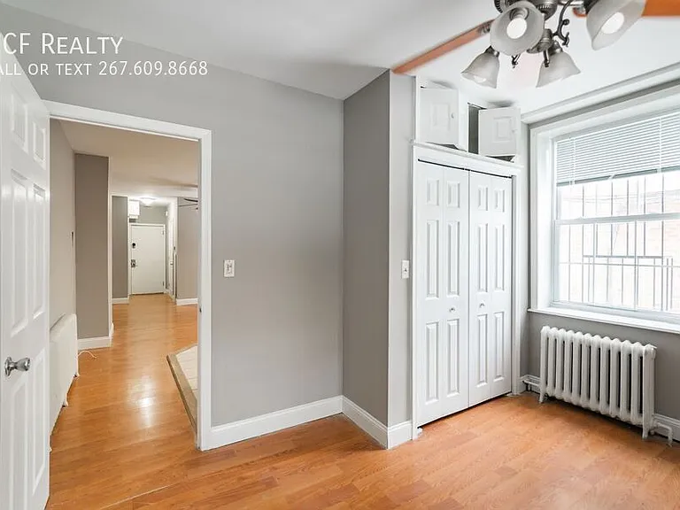 2123 Spring Garden St #1R — Photo 8
