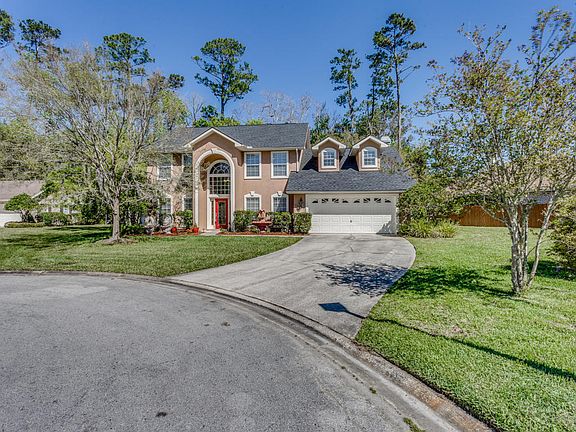 3rd image of 11521 Summer Brook Ct