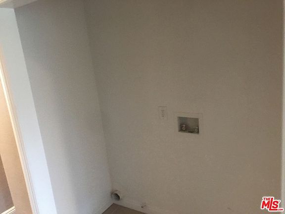 5th image of 10846 Grand Ave