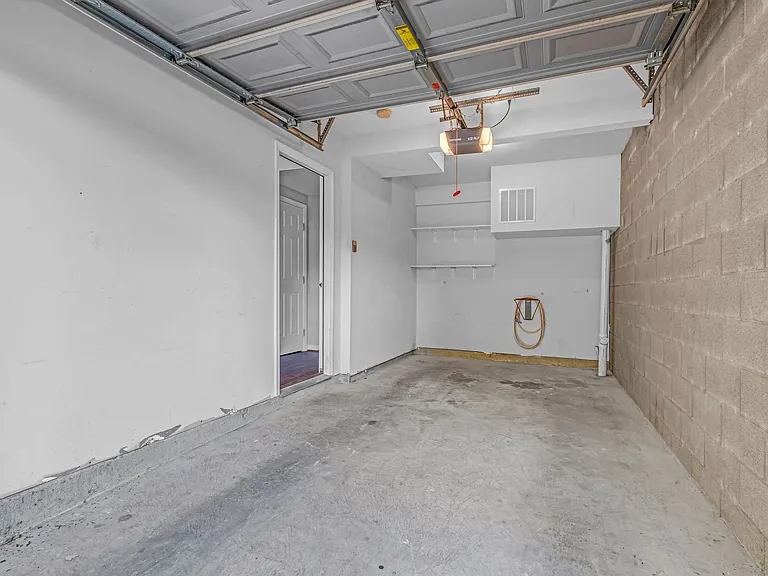 753 Huffine Manor Cir — Photo 20