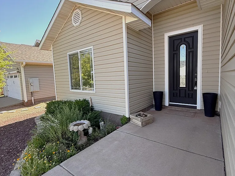 85 S Hillcrest Dr — Photo 4