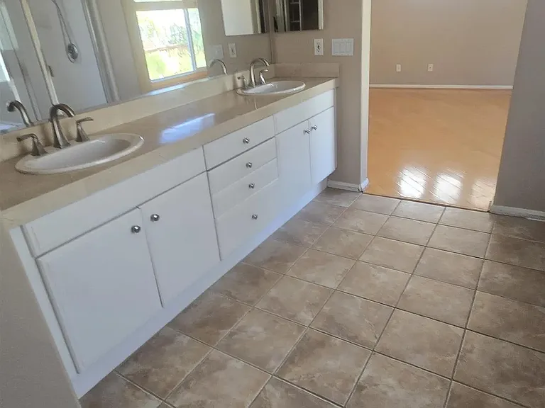 11442 Trailbrook Ln — Photo 40