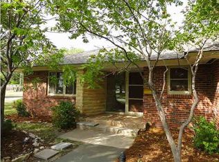 404 S Waverly St, Wichita, KS 67218